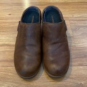 Merrell Shiloh leather clogs 9